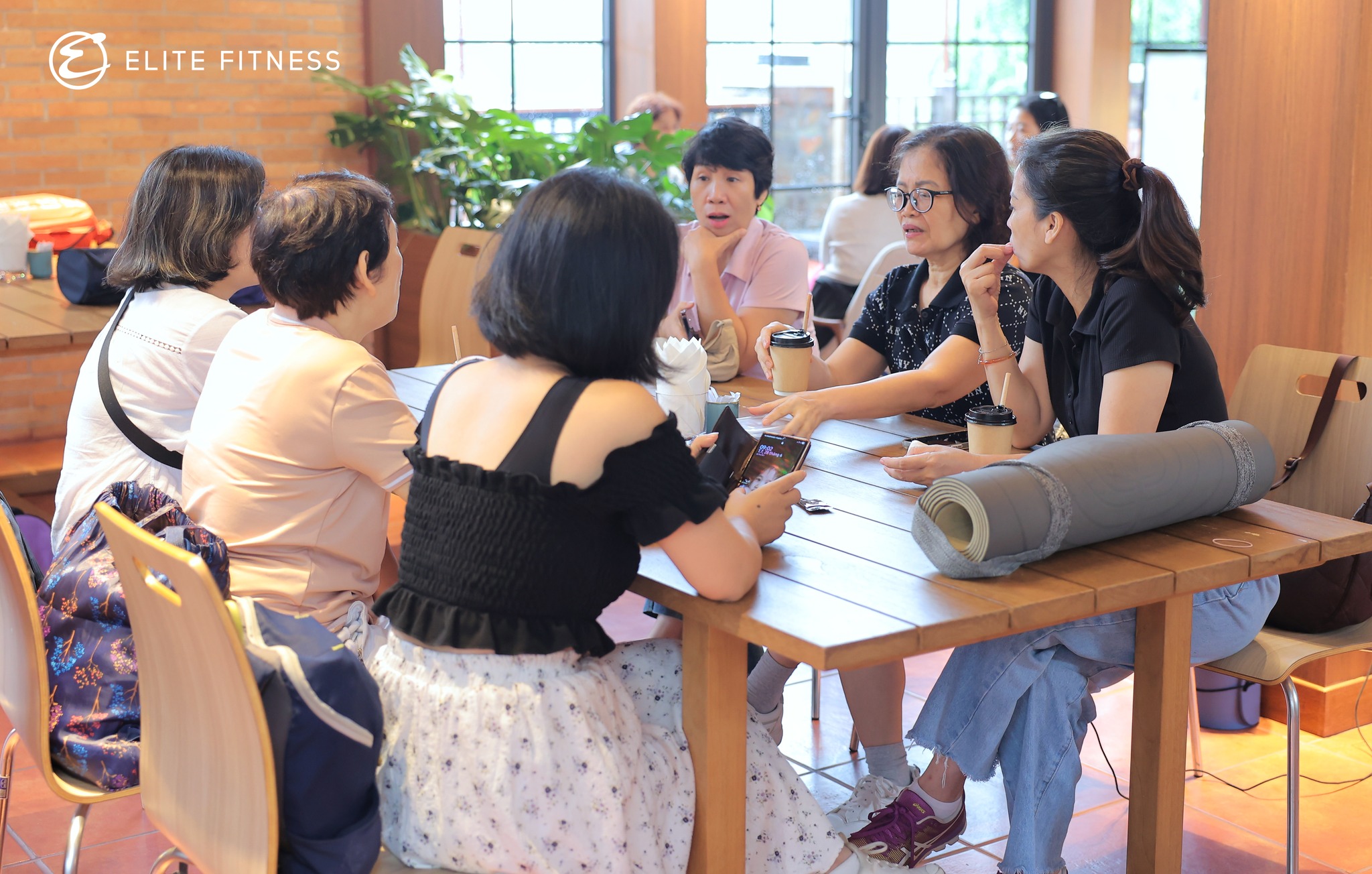 Elite Fitness ghi dấu 5 năm sát cánh cùng Tay Ho Half Marathon với vai trò nhà tài trợ đồng hành