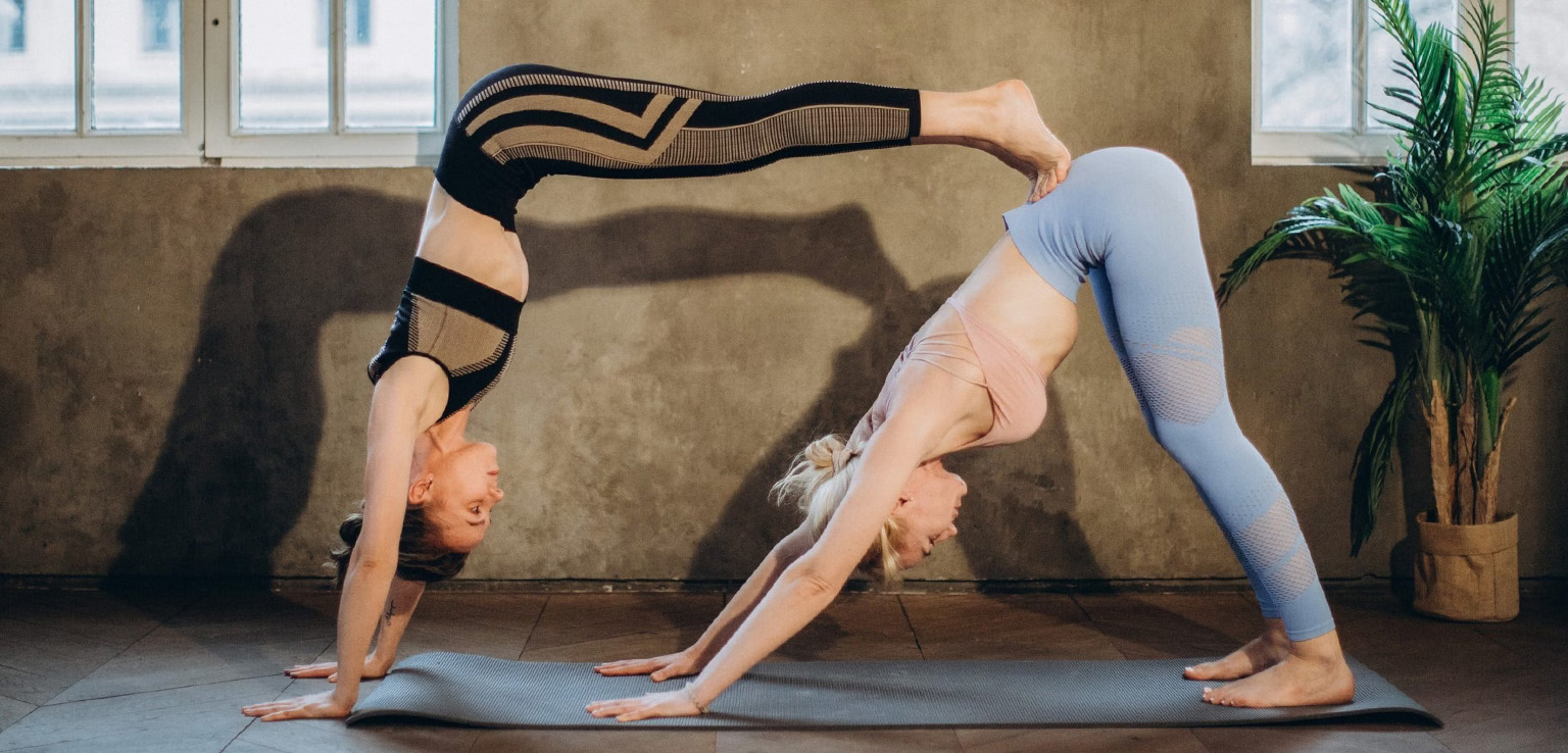 Acro Yoga