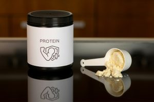 Tập gym có cần uống protein không? Những điều cần biết